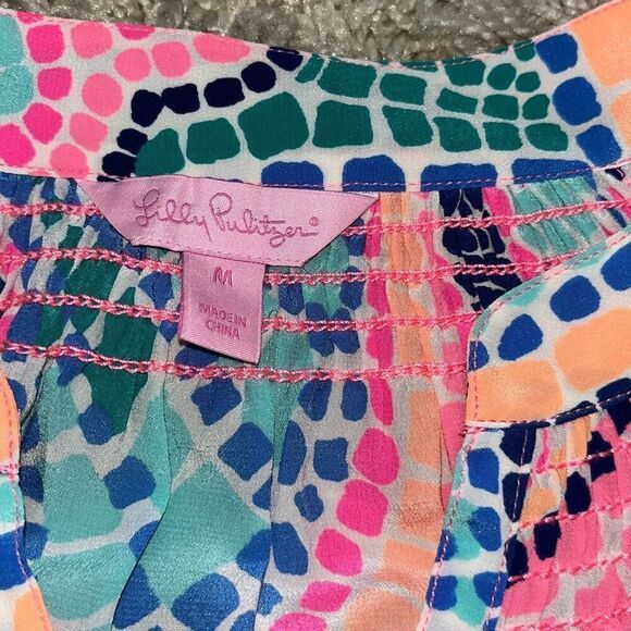 Beautiful Lilly Pulitzer Elsa Silk Blouse Tile Wave Mosaic Women’s Medium - Picture 8 of 13